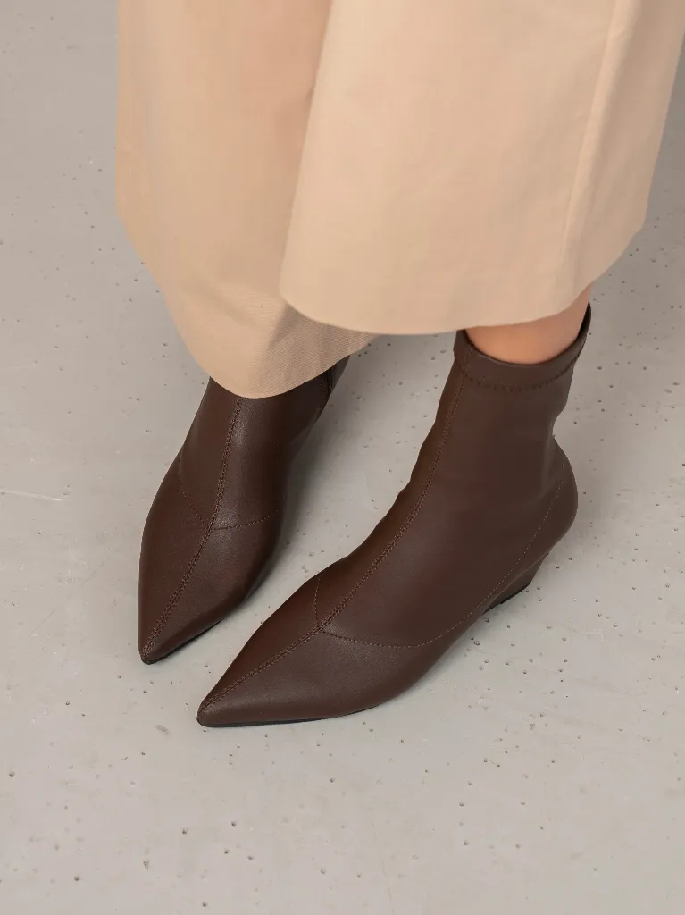 gretta-strec-kahve-kadin-bot-ecenin-bu--8651-.webp