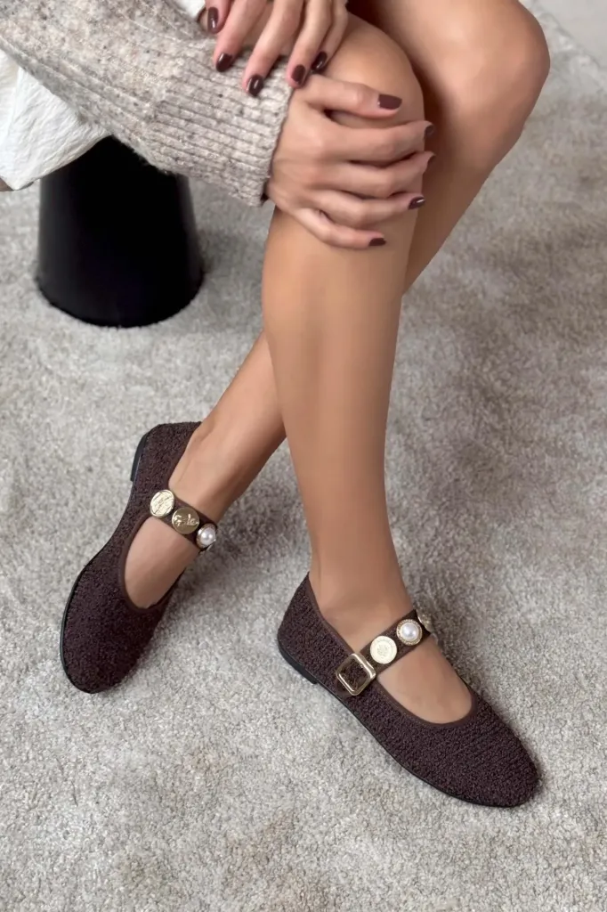 Chloe (38)
