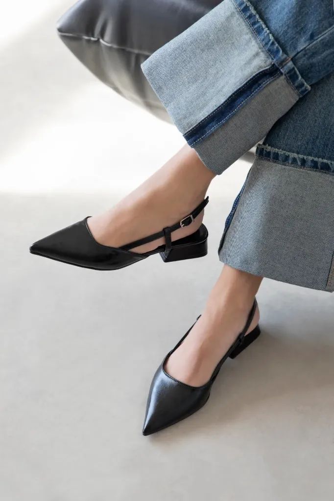 Eleanor (36)