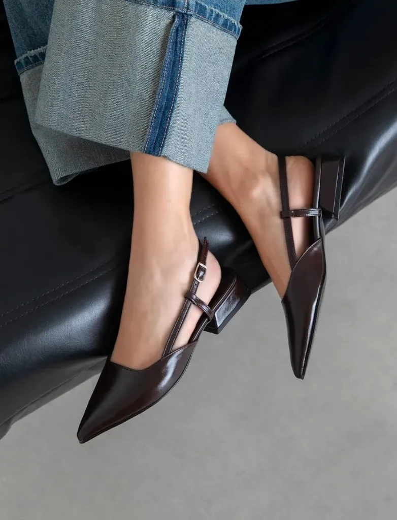 Eleanor (36)