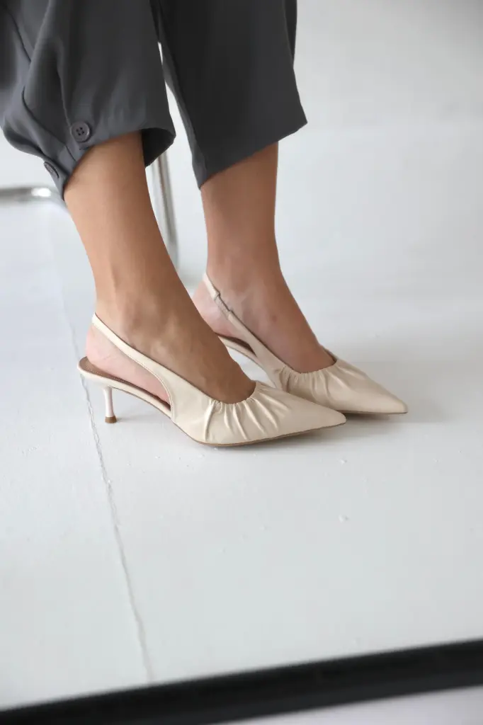 Freya beige