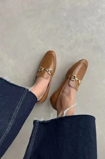 Evangelia camel