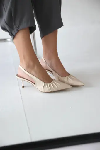 Freya beige